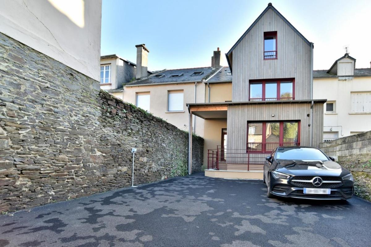 Lostra 2 - Appartement Avec Mezzanine, Front De Mer A Cancale Sur Le Port De La Houle Exterior photo